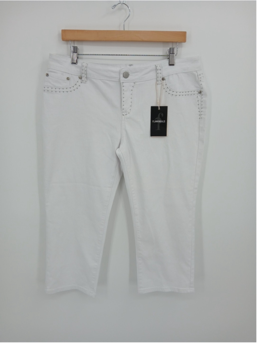 New Flamingals White Capri Cropped Denim Pants 2X Cotton Blend